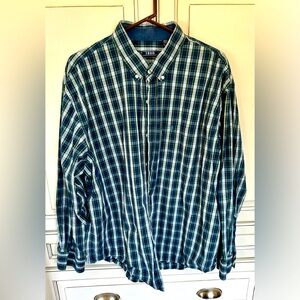 Men’s Izod long sleeve button down shirt, size 2 XL